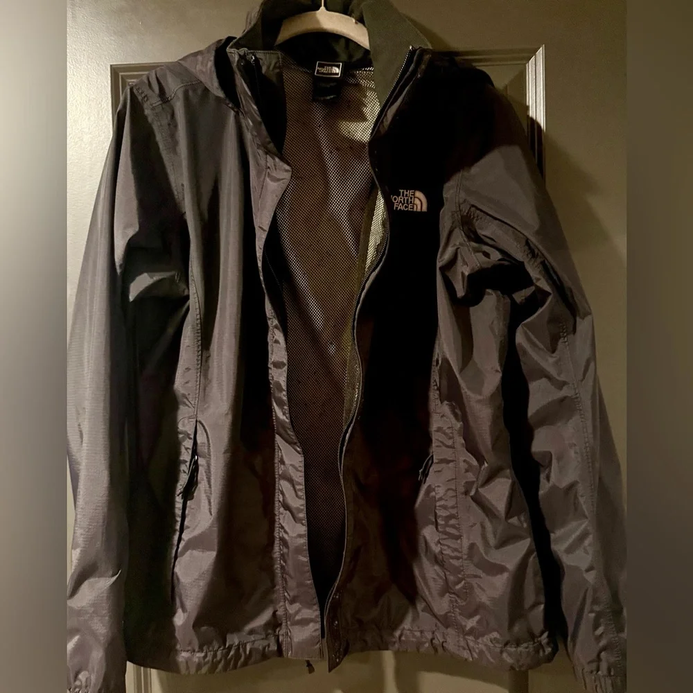 The North Face HyVent Hooded Rain Jacket Windbreaker | Women’s Large Blackl - Picture 4 of 7